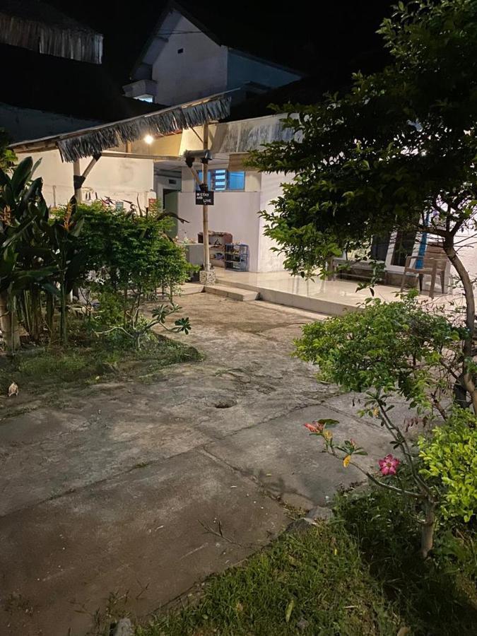 Neo Robiu & Ijen Tour Appartement Banyuwangi  Buitenkant foto