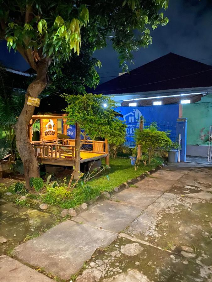 Neo Robiu & Ijen Tour Appartement Banyuwangi  Buitenkant foto