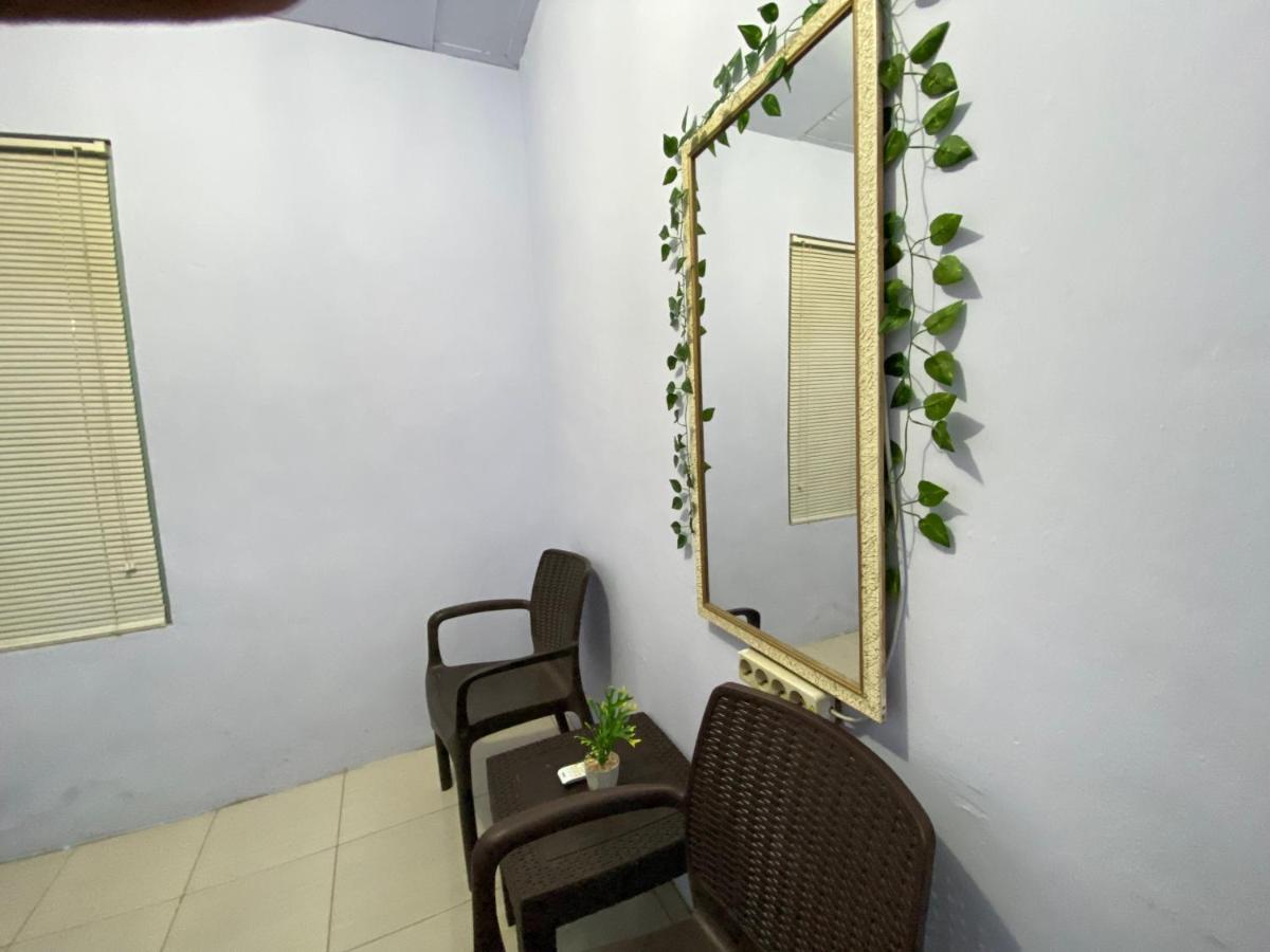 Neo Robiu & Ijen Tour Appartement Banyuwangi  Buitenkant foto