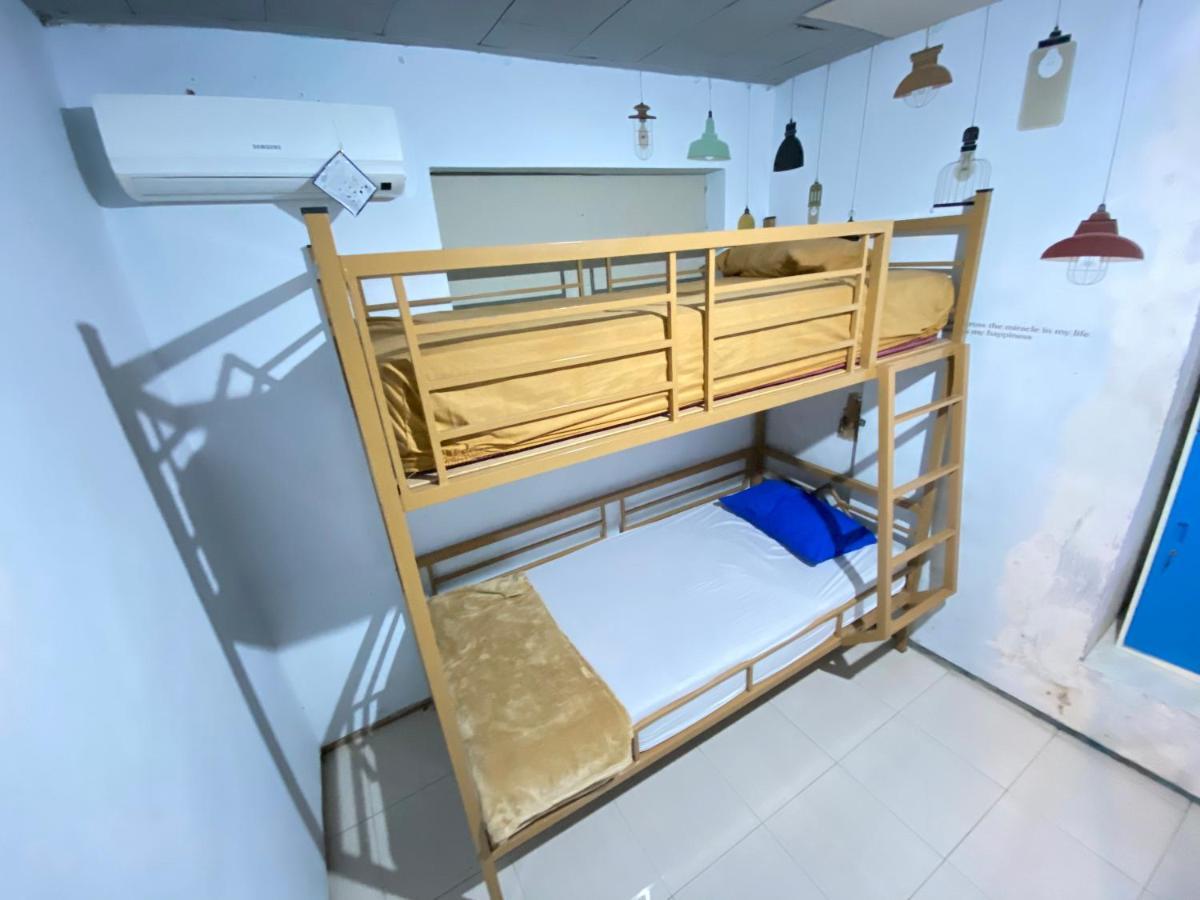 Neo Robiu & Ijen Tour Appartement Banyuwangi  Buitenkant foto
